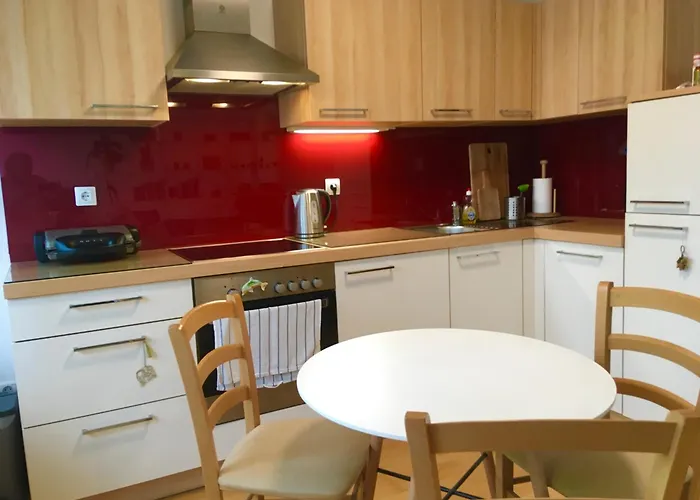 Cosy Andy With Great Location Liubliana